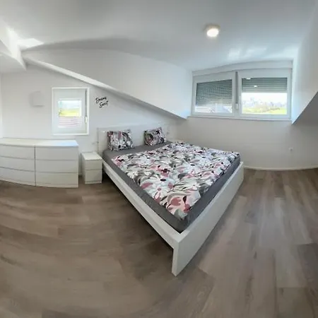 House 아파트 *