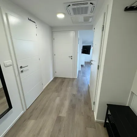 House Apartment *