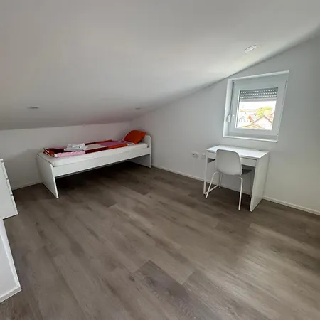 House 아파트 *