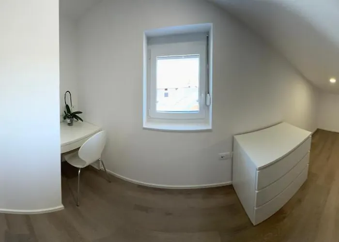 House リュブリャナ